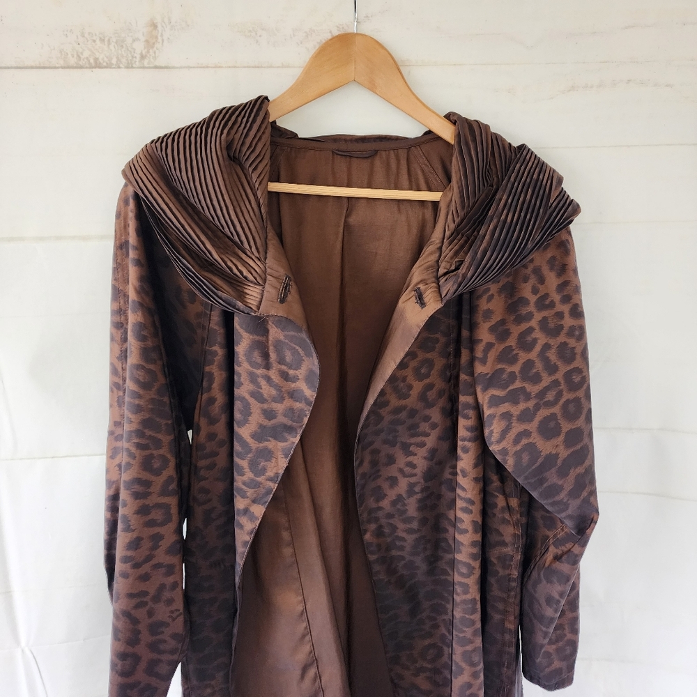 Mycra Pac Donatella Leopard Print Hooded Rain Coat - Picture 3 of 15